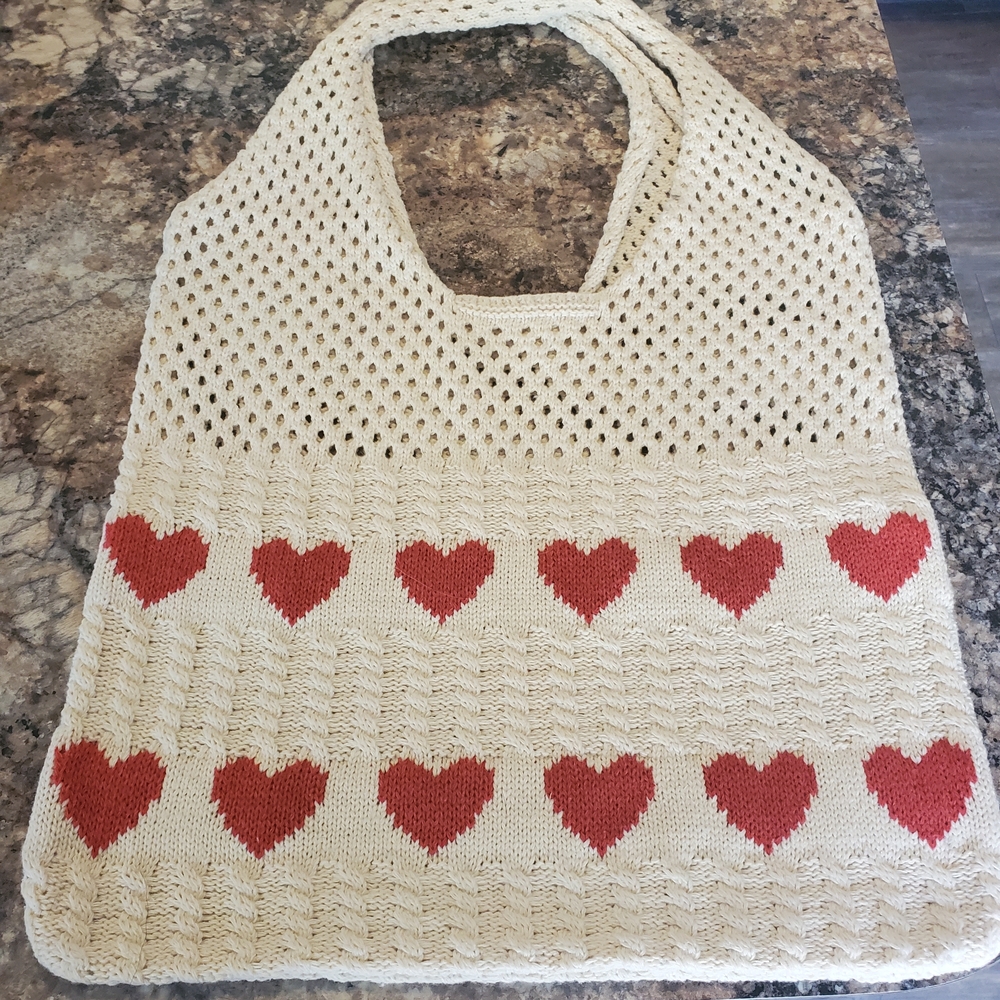 Chic Heart Patterned Cream and Red Knitted Tote Bag